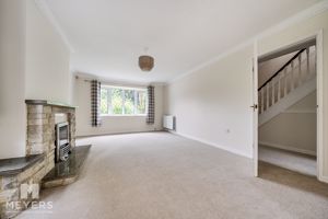 Photo 27- click for photo gallery